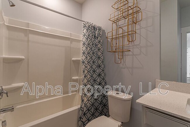 Building Photo - 112 Walking Stick Wy