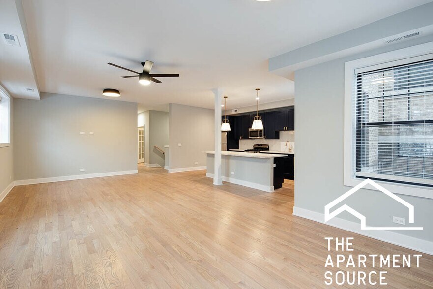 Building Photo - 4409 N Seeley Ave