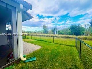 Building Photo - 5621 Cassidy Ln