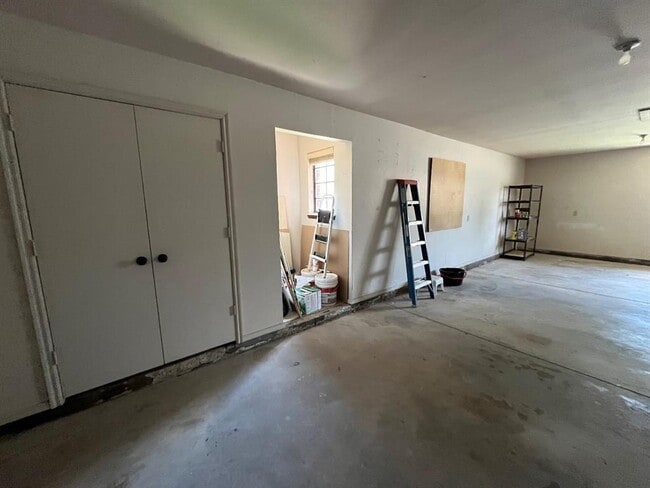 Building Photo - 413 NW 143rd St