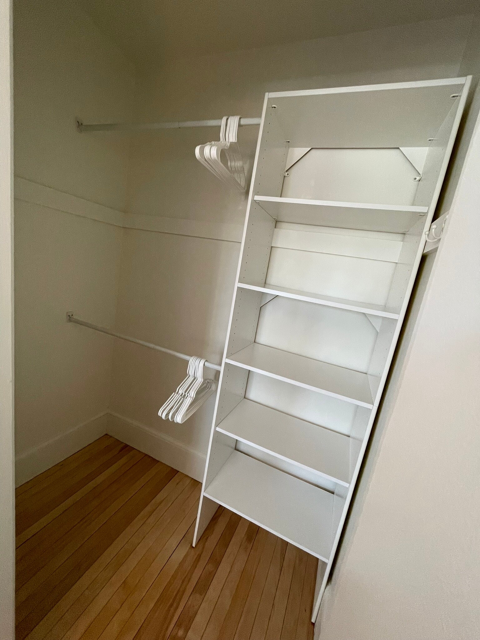 Master bedroom walk-in closet - 11 Ricker Park