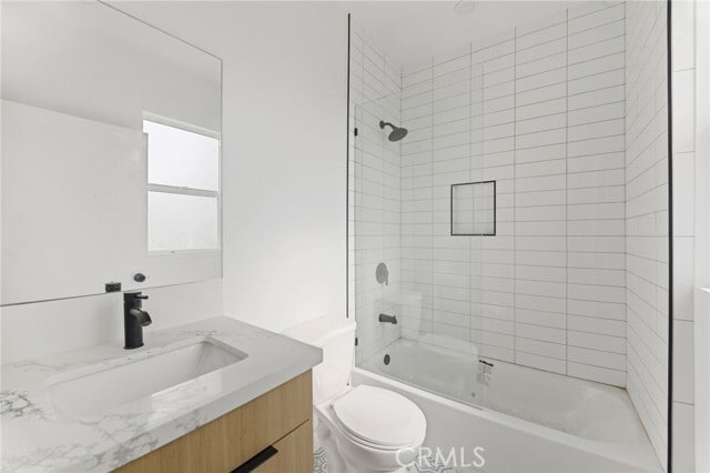 Building Photo - 4511 Rosewood Ave