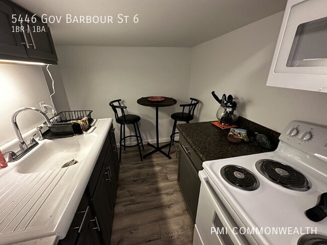 Building Photo - 5446 Governor Barbour St