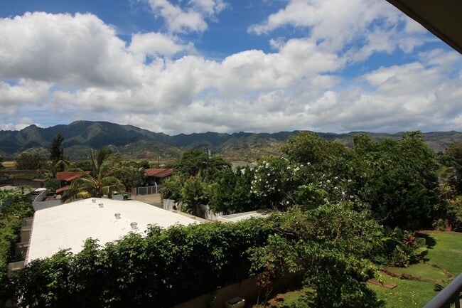 Building Photo - Live Just Steps from the Beach – 1BR at Mokuleia Sands!