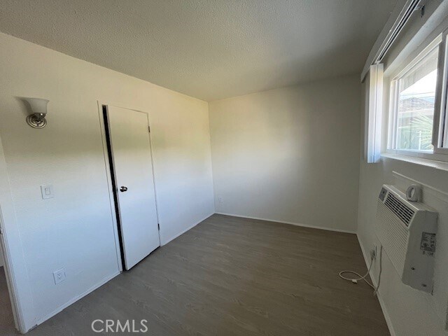 Building Photo - 37067 Bankside Dr