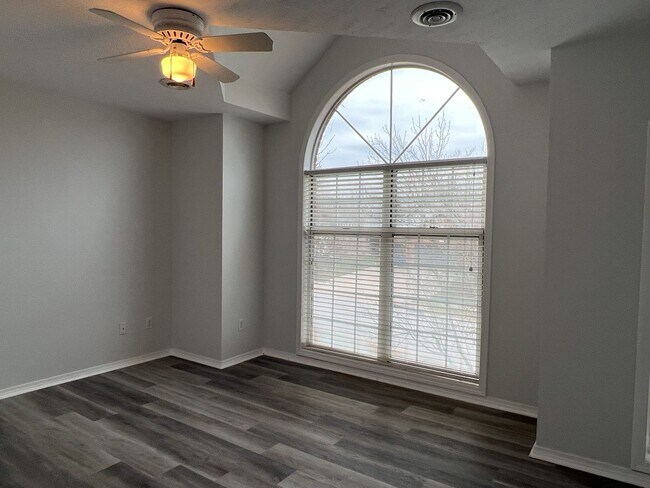 Building Photo - Dramatic Copper Mill Home with Huge Formal Living and Dining Rooms