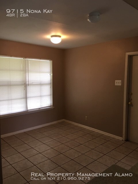 Building Photo - 9715 Nona Kay Dr