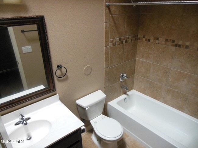 Building Photo - 14206 Bluesky Point Ct