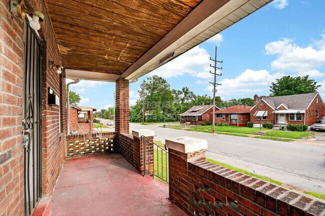 Building Photo - 6705 St Louis Ave