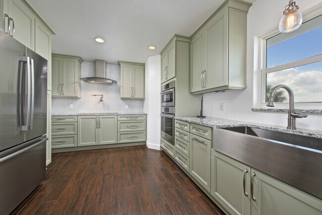 Building Photo - 5064 S Highway A1A