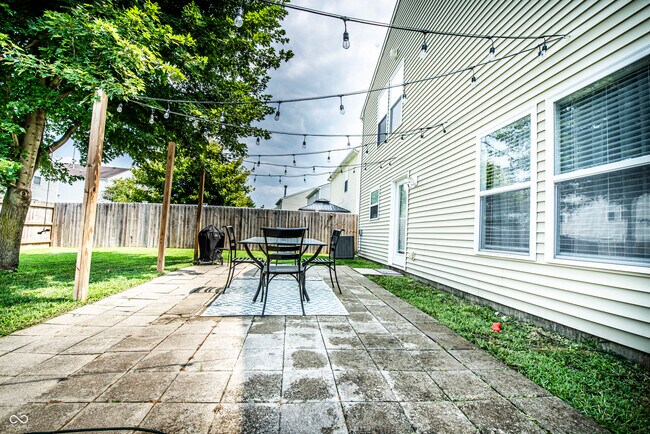 Building Photo - 9462 W Stargazer Dr