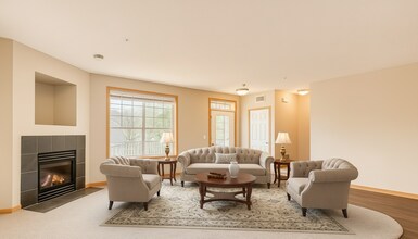 Building Photo - Modern Comfort & Convenience in Plymouth for $2,399/month!