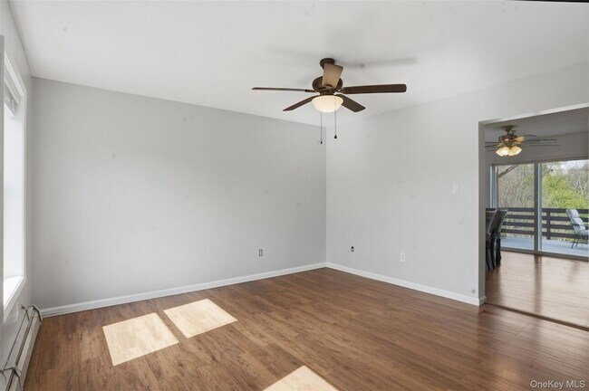 Building Photo - 34 Rombout Rd