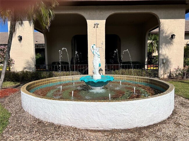 Building Photo - 10036 63rd Ave N