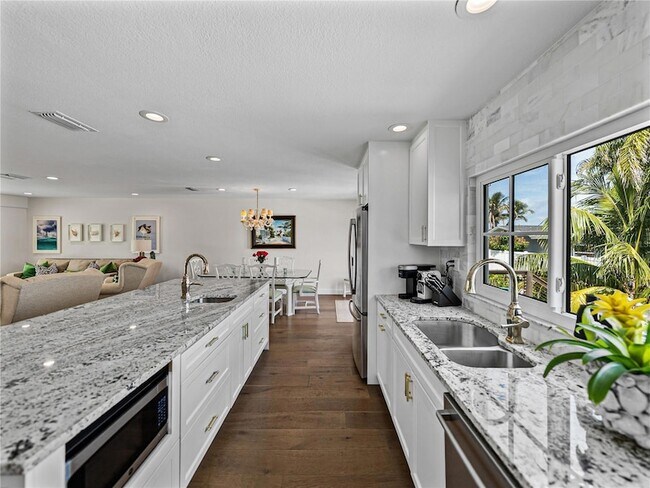 Building Photo - 829 59th Ave