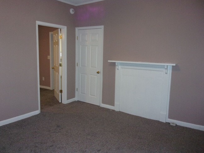 Building Photo - 2 Bedroom 1 Bath Home with Additional Room in Downtown Rock Hill