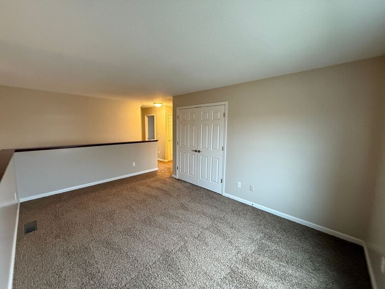 Building Photo - 3929 Stanton Hall Pkwy