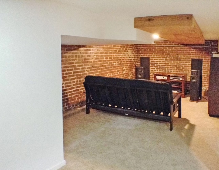 Building Photo - 4524 Beach Ct