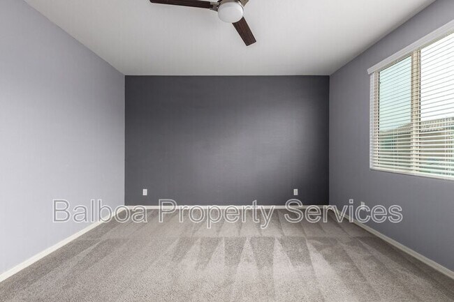Building Photo - 5427 S Canyon Rim