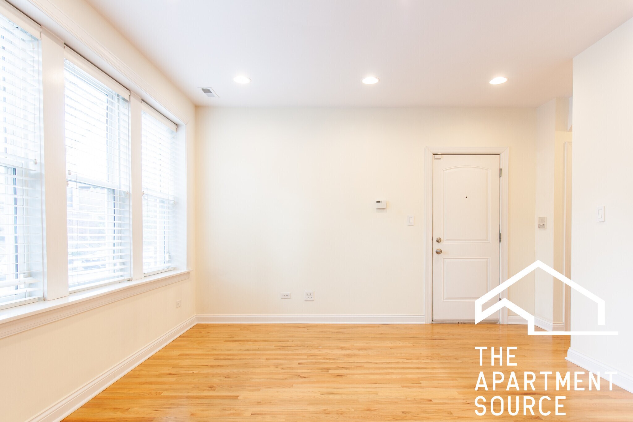 Building Photo - 1636 W Grace St