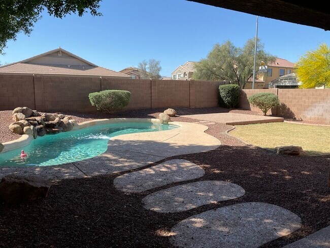 Building Photo - Amazing 4-Bedroom Home W/ POOL Service