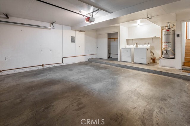 Building Photo - 549 W 220th St