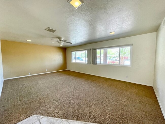 Building Photo - COMING SOON! AMAZING 3 Bedroom 3 Bathroom ...