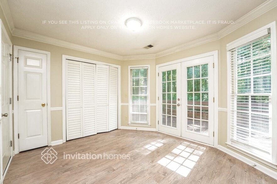 Building Photo - 776 Amberglen Ln