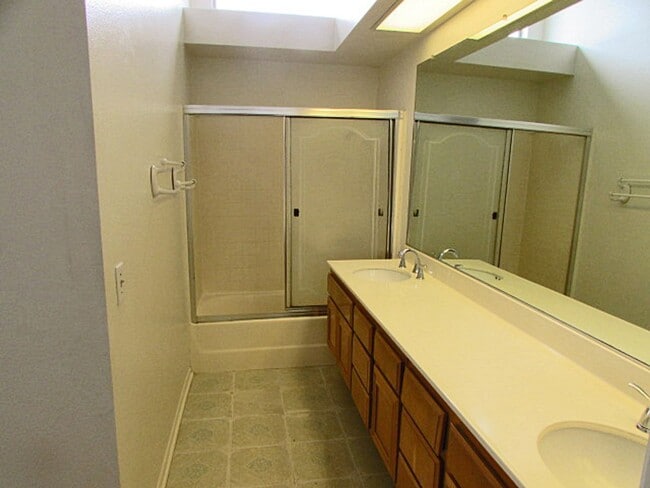 Building Photo - 3 BR/2BA | Newly Renovated Single Family Home | 1-Car Covered Parking | Front yard!