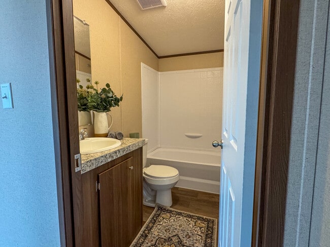 Building Photo - 256 Co Rd 3101