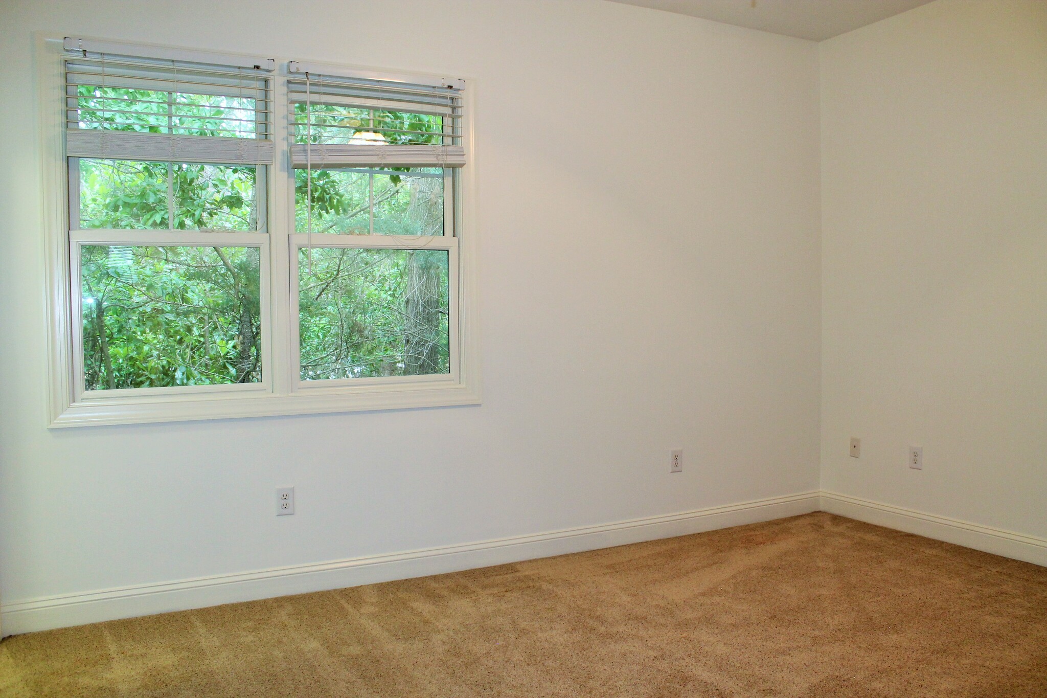 Building Photo - 33 Elk Ridge Ln