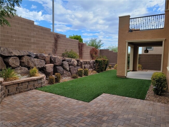Building Photo - 309 Mandarin Hill Ln