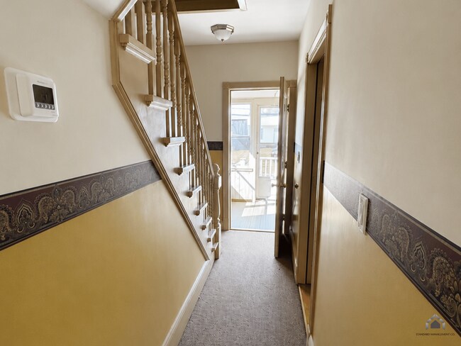 Building Photo - ? Your Next Home Awaits – 3 Bed, 1.5 Bath Single-Family Rental!