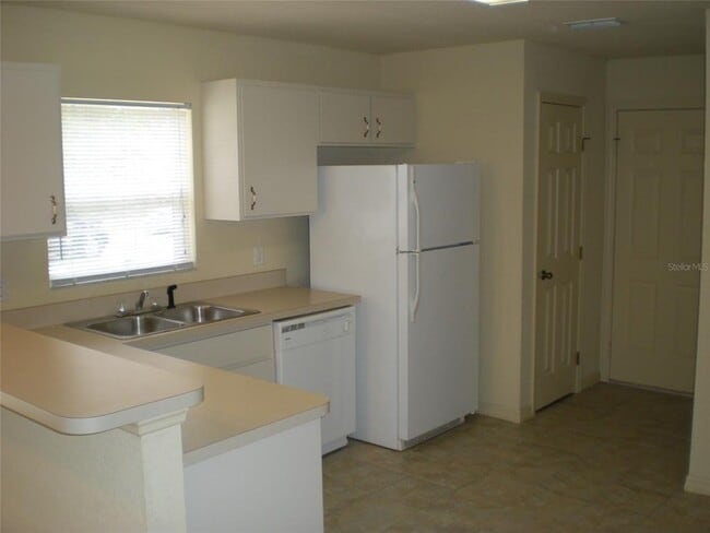 Building Photo - 6530 SW 87th Pl Rd