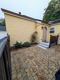 Building Photo - Your Mediterranean-Modern Oasis Awaits