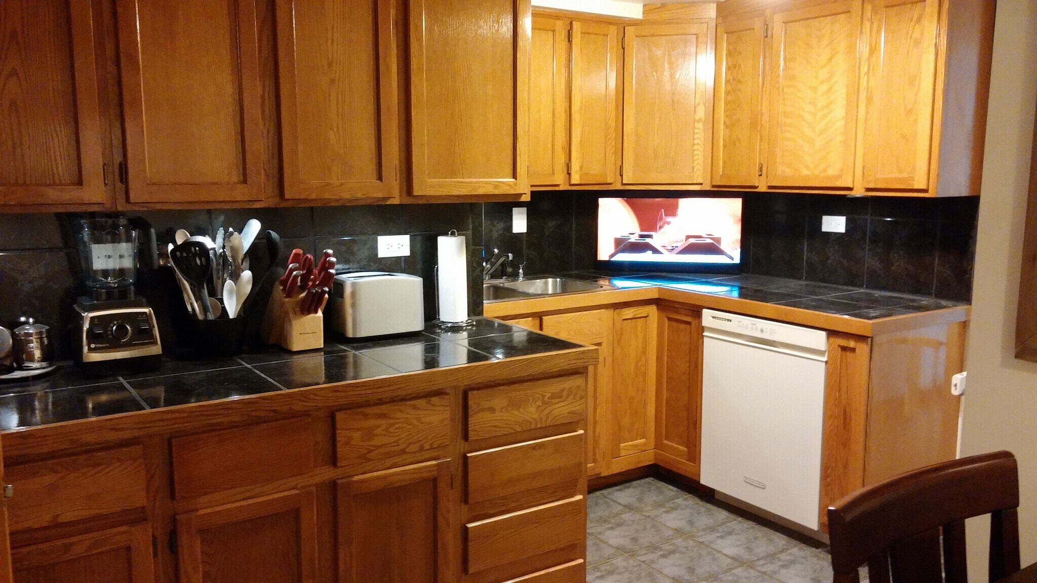 Building Photo - 5009 N Mango Ave