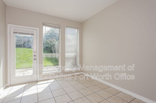 Building Photo - 4000 Cottage Park Ct