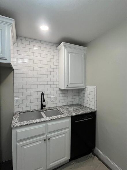 Building Photo - 509 Meadow Lake Dr