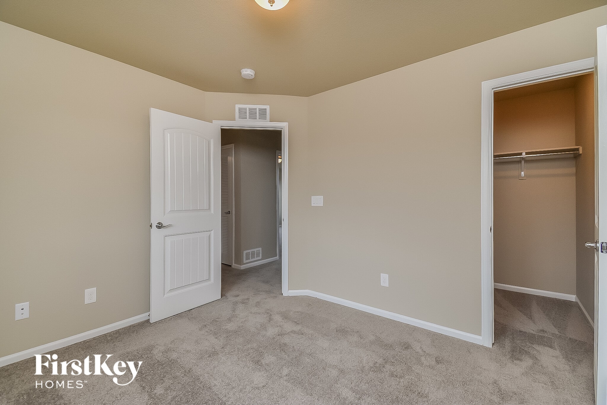 Building Photo - 10225 Luneth Dr