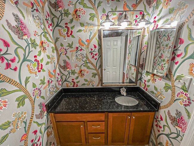 Building Photo - Magnificent 5 Bed 3 Bath Colonial Home Sitting On Massive Lot In Sought After Cabels Mills