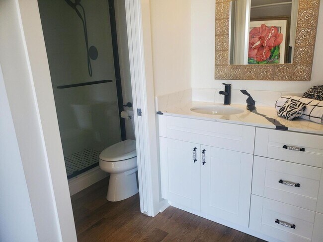 Building Photo - 2425 Presidential Way