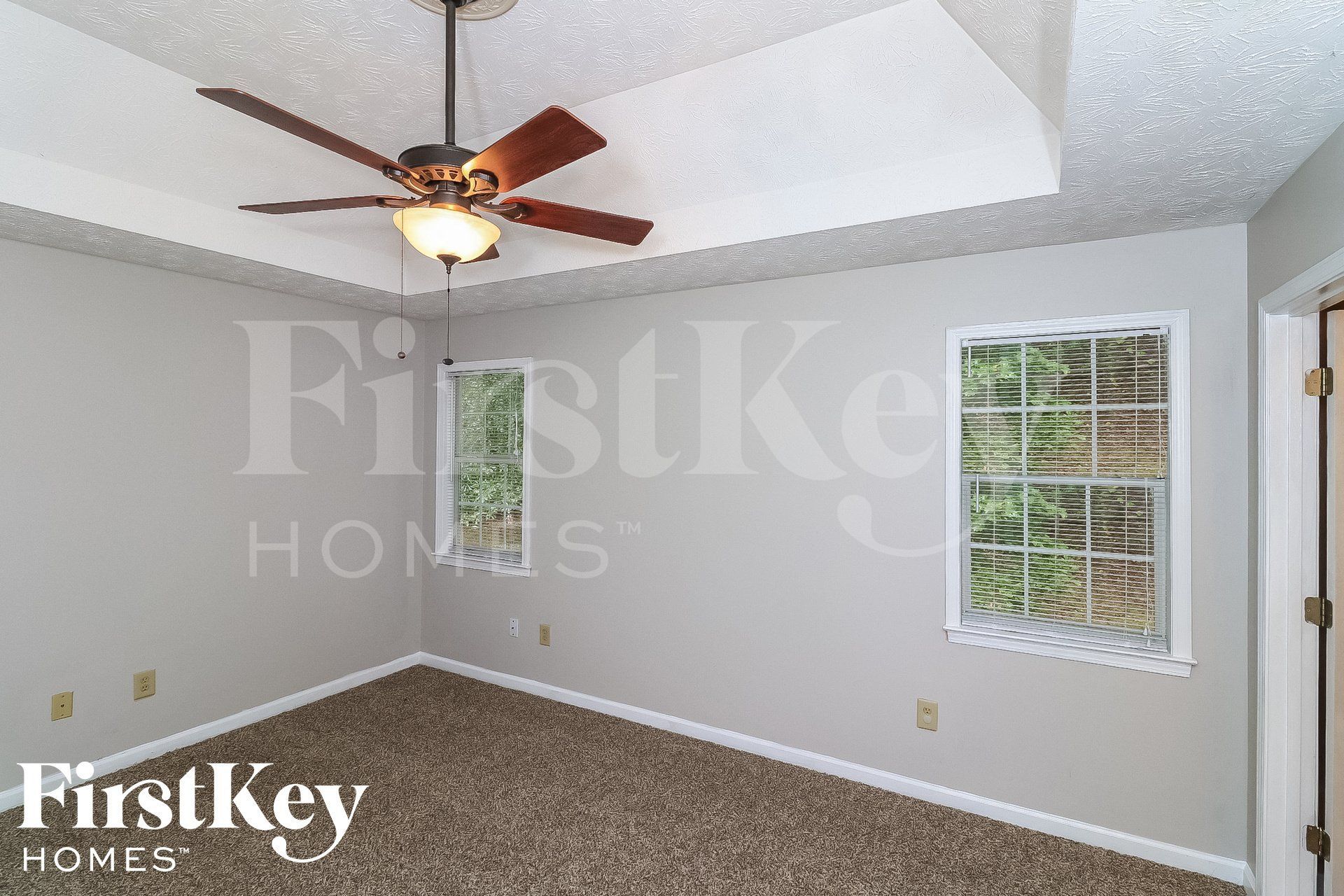 Building Photo - 2905 Navajo Cir