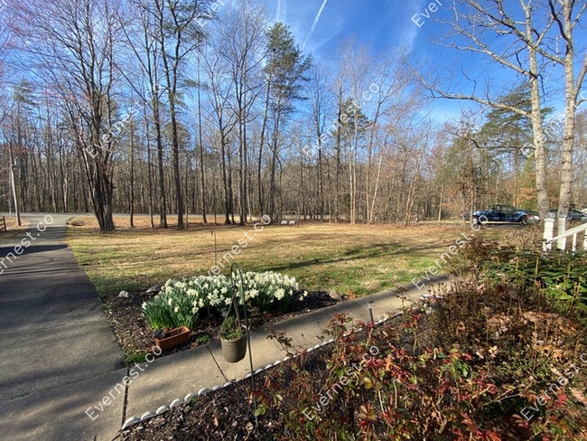 Building Photo - 13408 Wilderness Park Dr