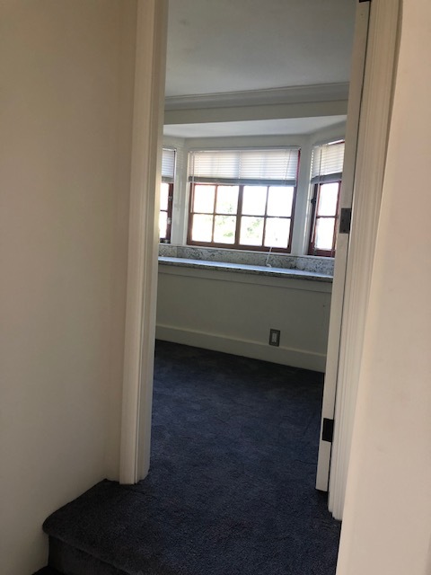entry, north bedroom - 18 Panoramic Way