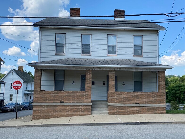 Primary Photo - 317 3rd St