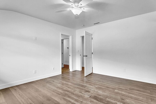 Building Photo - Gorgeous single story home in La Jolla wit...