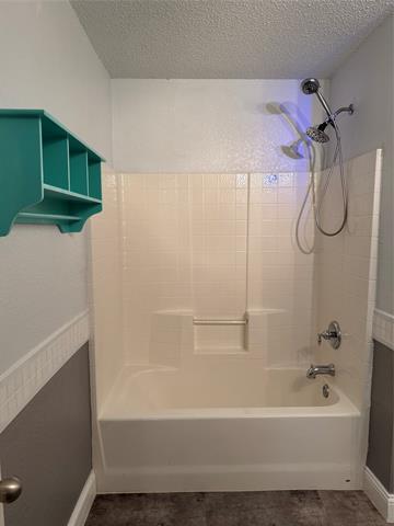 Building Photo - 209 Cloudcroft Dr