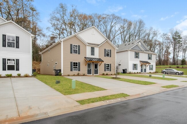 Building Photo - 333 Noble Ln