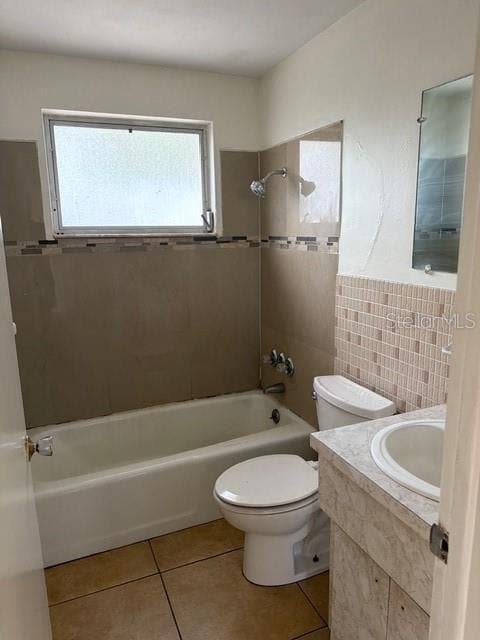 Building Photo - 6200 Silver Dr