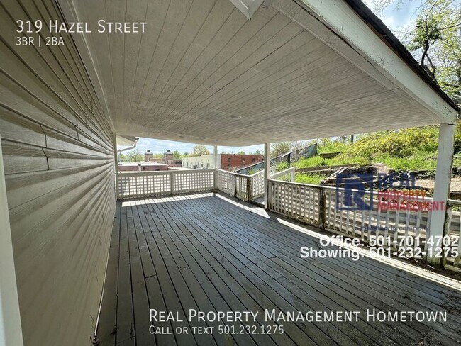 Building Photo - 319 Hazel St